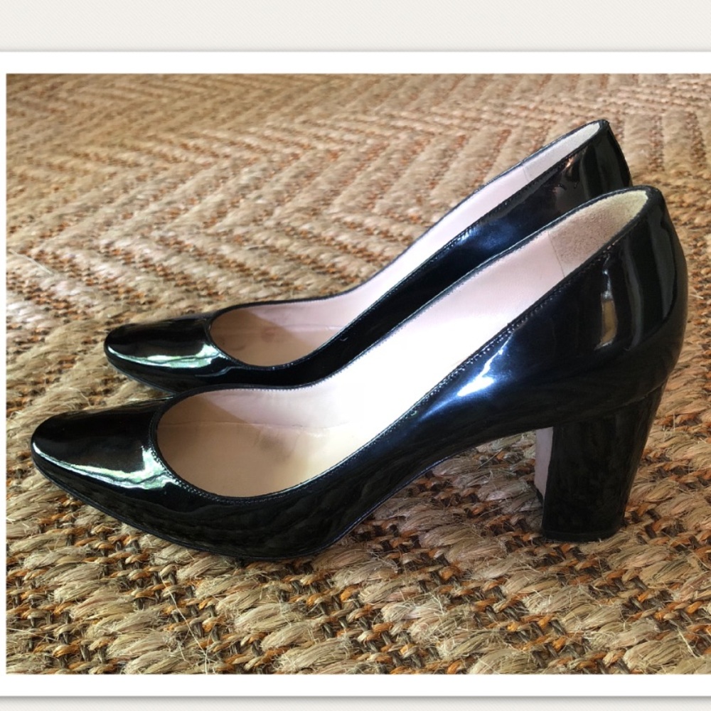 Manolo Blahnik Black Patent Leather Heels